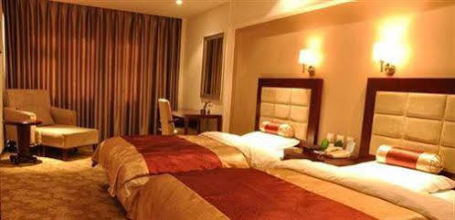 Changchun Yipin Jiliang International Hotel Extérieur photo